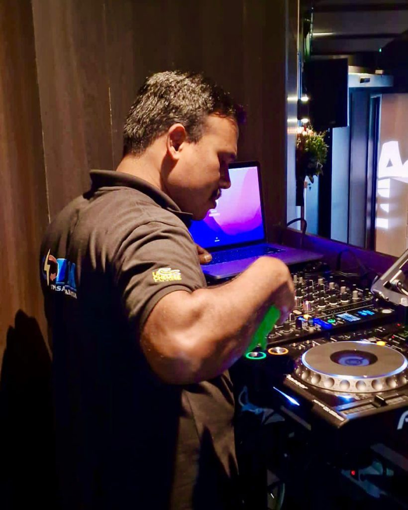 WhatsApp Image 2025-11-24 at 11.39.02